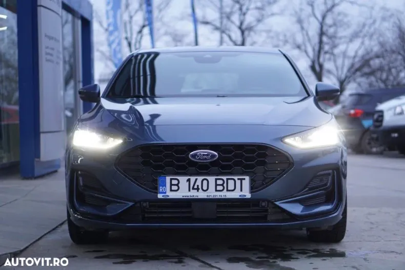 Ford Focus din 2025 cu 2.990 km - oferta FOR186934 - foto 2