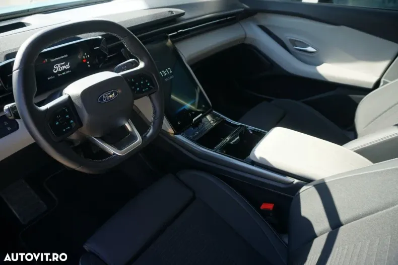 Ford Explorer din 2025 cu 6.900 km - oferta FOR186937 - foto 7