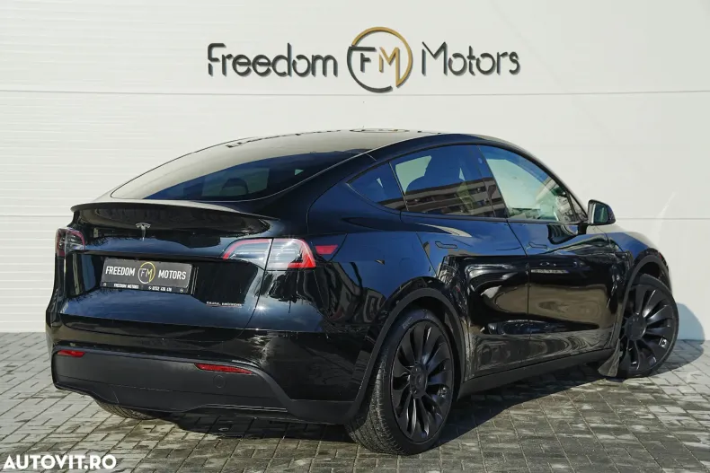 Tesla Model Y din 2023 cu 74.000 km - oferta TES186945 - foto 6
