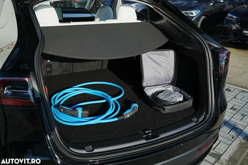 Tesla Model Y din 2023 cu 74.000 km - oferta TES186945 - foto 17