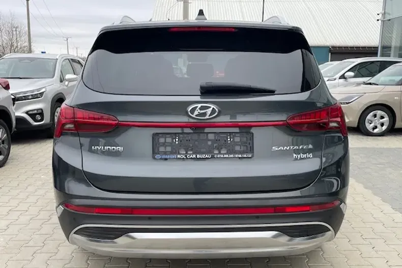 Hyundai SANTA FE din 2022 cu 106.359 km - oferta HYU186951 - foto 9