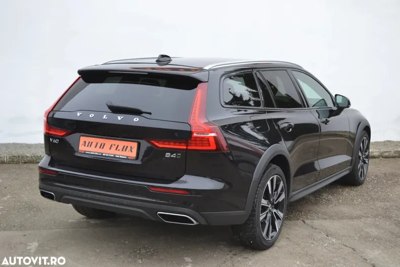 Volvo V60 din 2021 cu 143.237 km - oferta VOL186952 - foto 6