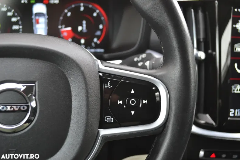 Volvo V60 din 2021 cu 143.237 km - oferta VOL186952 - foto 14