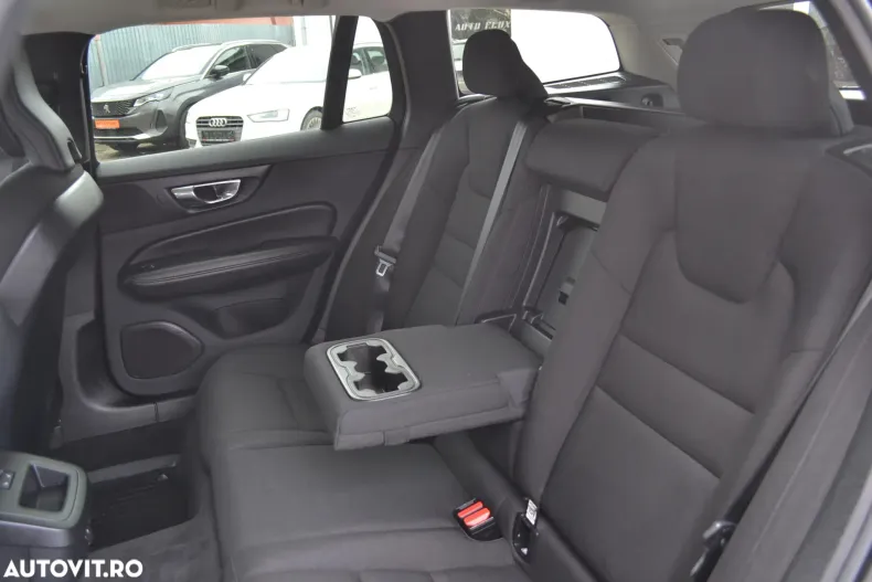 Volvo V60 din 2021 cu 143.237 km - oferta VOL186952 - foto 16