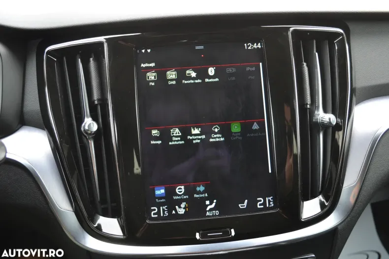 Volvo V60 din 2021 cu 143.237 km - oferta VOL186952 - foto 21