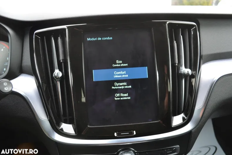 Volvo V60 din 2021 cu 143.237 km - oferta VOL186952 - foto 25