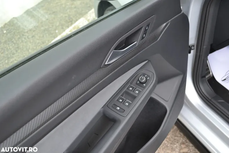 Volkswagen Golf din 2022 cu 131.413 km - oferta VOL186965 - foto 7
