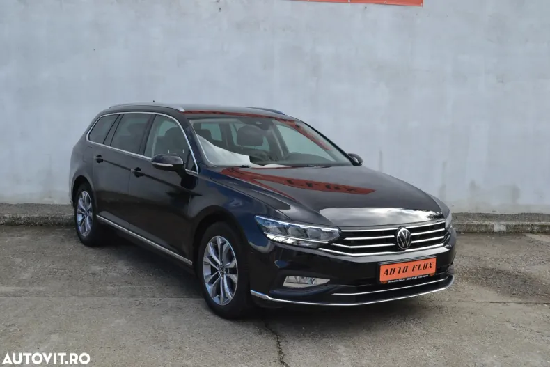Volkswagen Passat din 2022 cu 128.743 km - oferta VOL186966 - foto 3