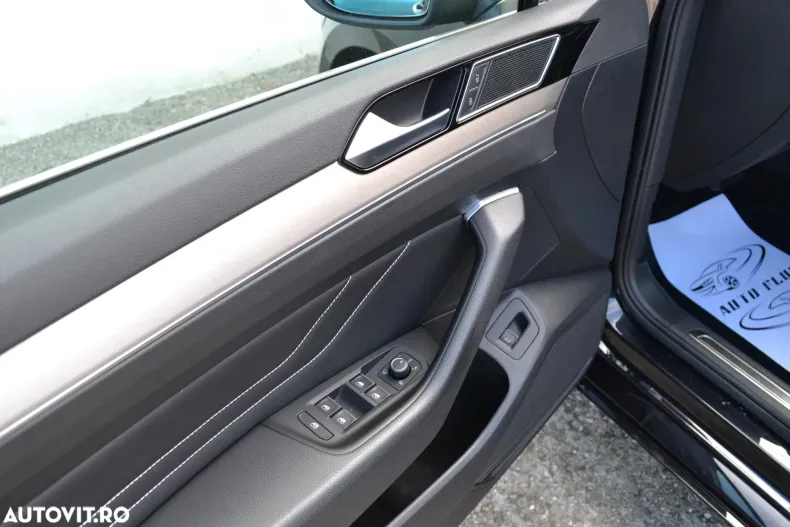 Volkswagen Passat din 2022 cu 128.743 km - oferta VOL186966 - foto 8