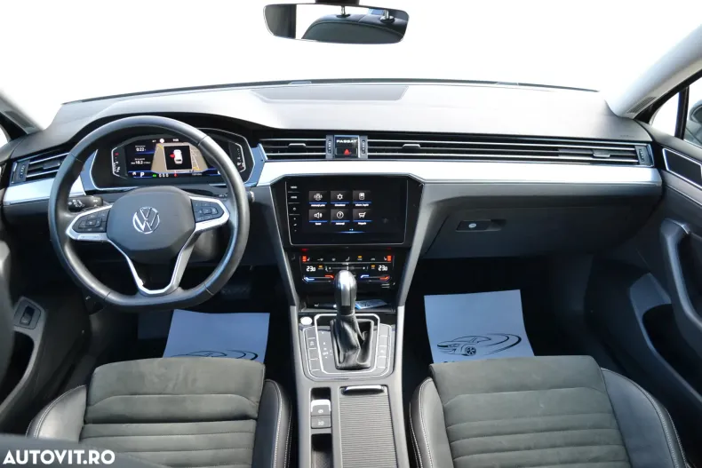Volkswagen Passat din 2022 cu 128.743 km - oferta VOL186966 - foto 36
