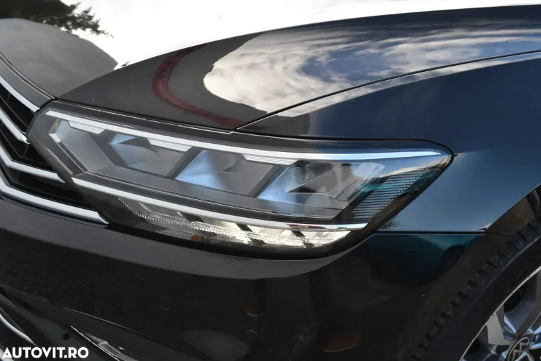 Volkswagen Passat din 2022 cu 128.743 km - oferta VOL186966 - foto 38