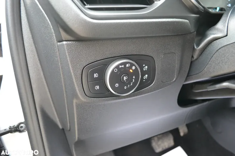 Ford Focus din 2022 cu 128.073 km - oferta FOR186970 - foto 9