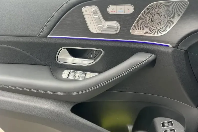 Mercedes-Benz GLE din 2024 cu 12.620 km - oferta MER186972 - foto 20