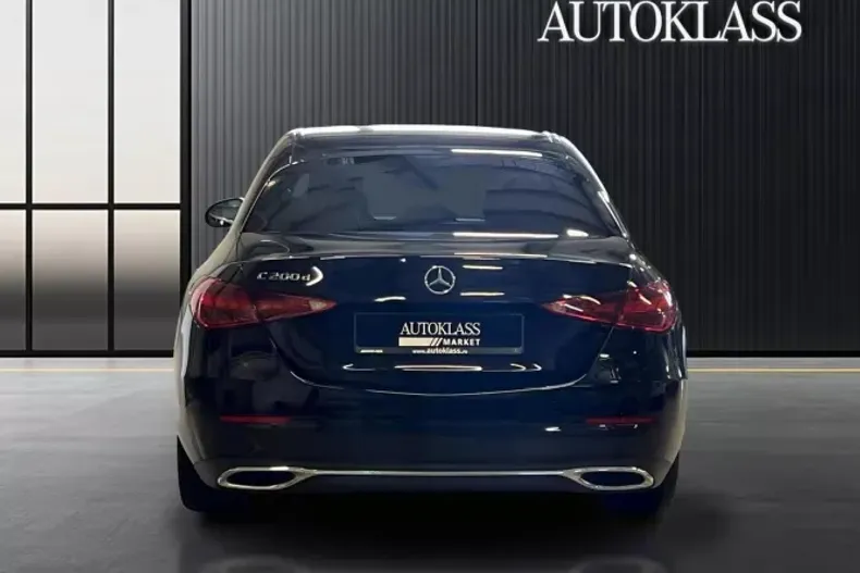 Mercedes-Benz C din 2024 cu 24.000 km - oferta MER186974 - foto 4