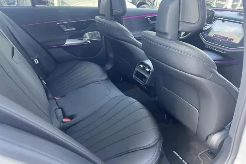 Mercedes-Benz E din 2024 cu 10.500 km - oferta MER186976 - foto 14