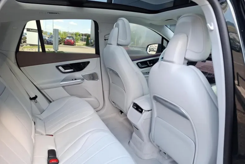 Mercedes-Benz EQE din 2024 cu 9.600 km - oferta MER186983 - foto 15