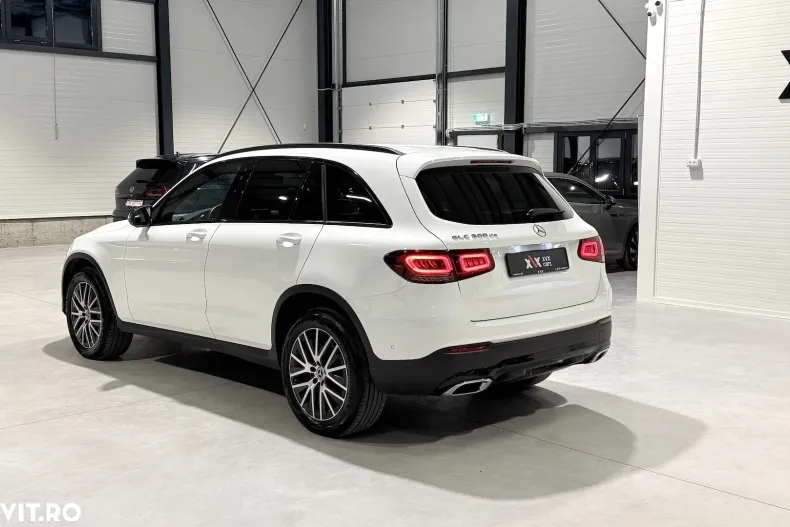Mercedes-Benz GLC din 2022 cu 142.417 km - oferta MER186987 - foto 3