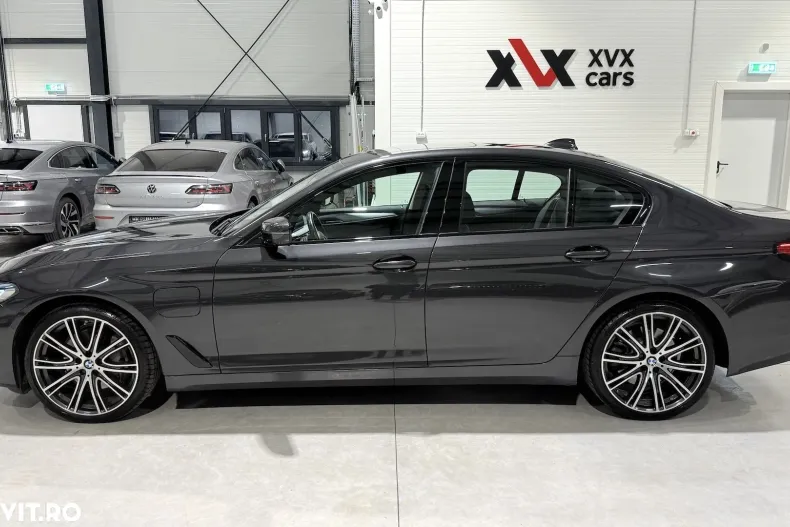 BMW Seria 5 din 2020 cu 125.426 km - oferta BMW186988 - foto 11