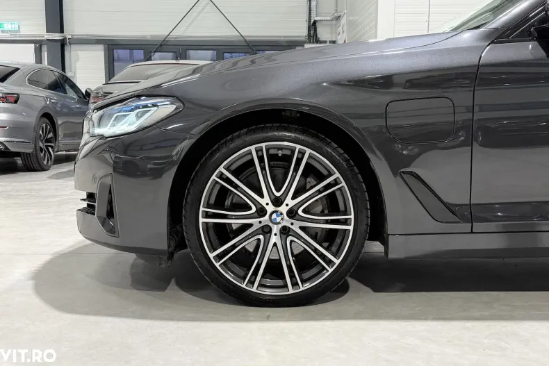 BMW Seria 5 din 2020 cu 125.426 km - oferta BMW186988 - foto 18