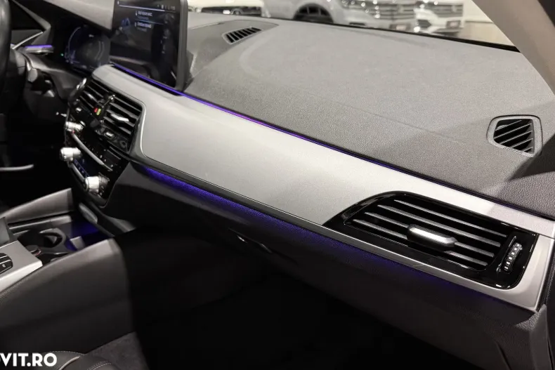 BMW Seria 5 din 2020 cu 125.426 km - oferta BMW186988 - foto 30