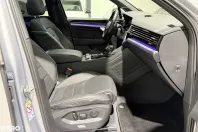 Volkswagen Touareg din 2021 cu 87.666 km - oferta VOL186989 - foto 24