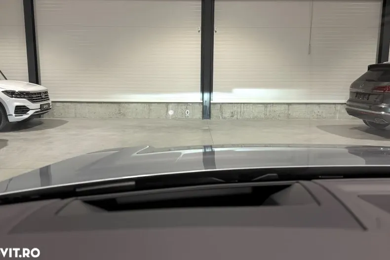 Volkswagen Touareg din 2021 cu 87.666 km - oferta VOL186989 - foto 37