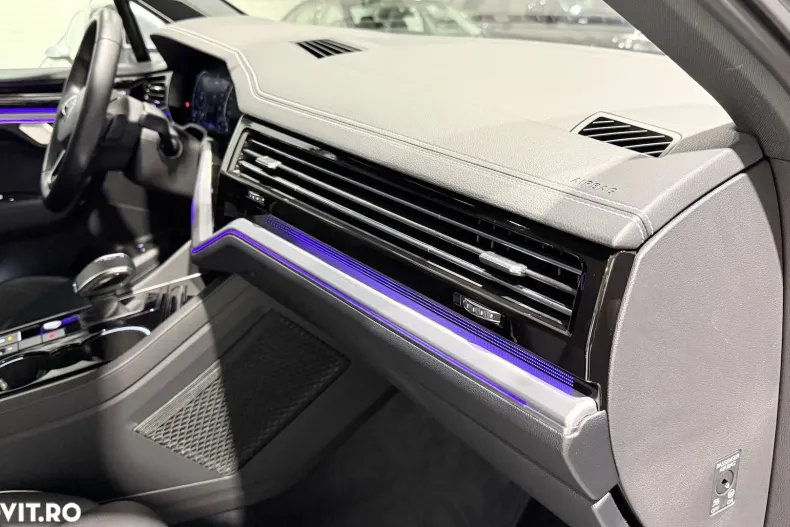 Volkswagen Touareg din 2021 cu 87.666 km - oferta VOL186989 - foto 40