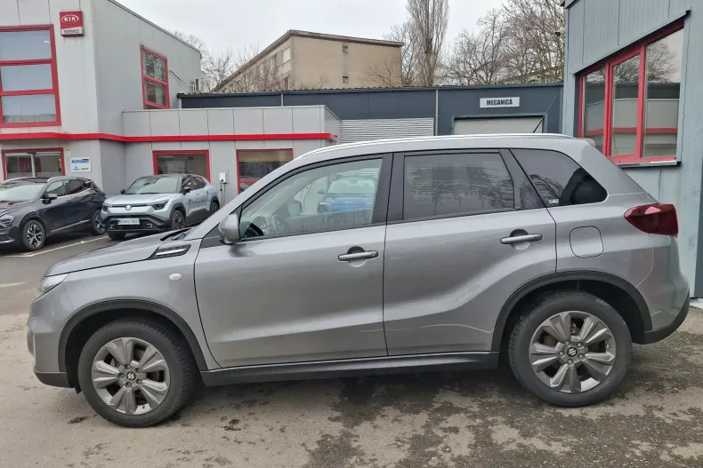 Suzuki Vitara din 2022 cu 33.263 km - oferta SUZ186990 - foto 8