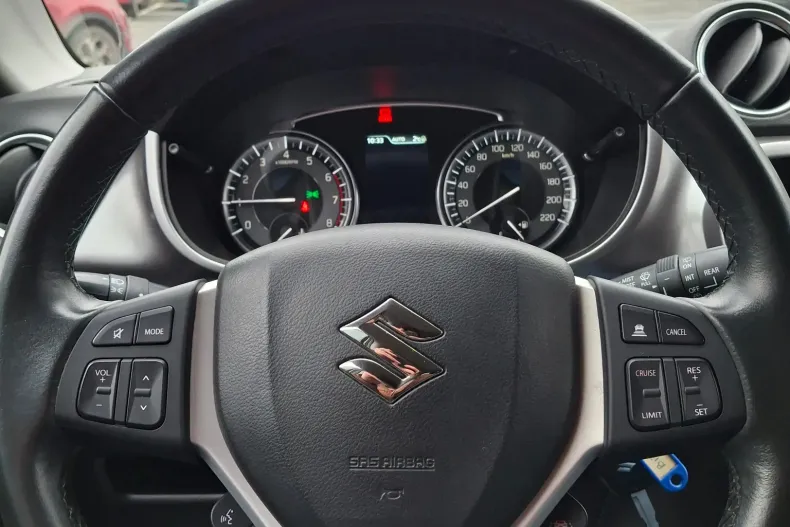 Suzuki Vitara din 2022 cu 33.263 km - oferta SUZ186990 - foto 15