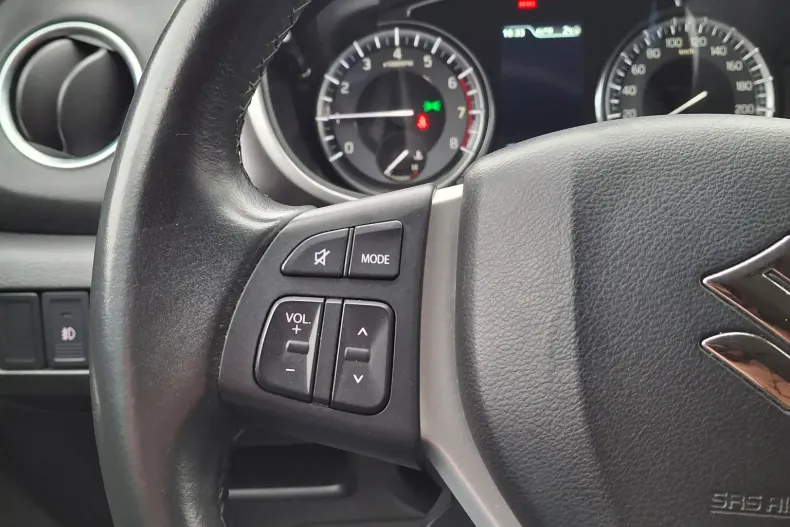 Suzuki Vitara din 2022 cu 33.263 km - oferta SUZ186990 - foto 17