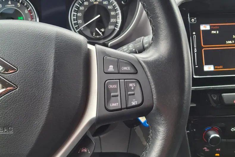 Suzuki Vitara din 2022 cu 33.263 km - oferta SUZ186990 - foto 18