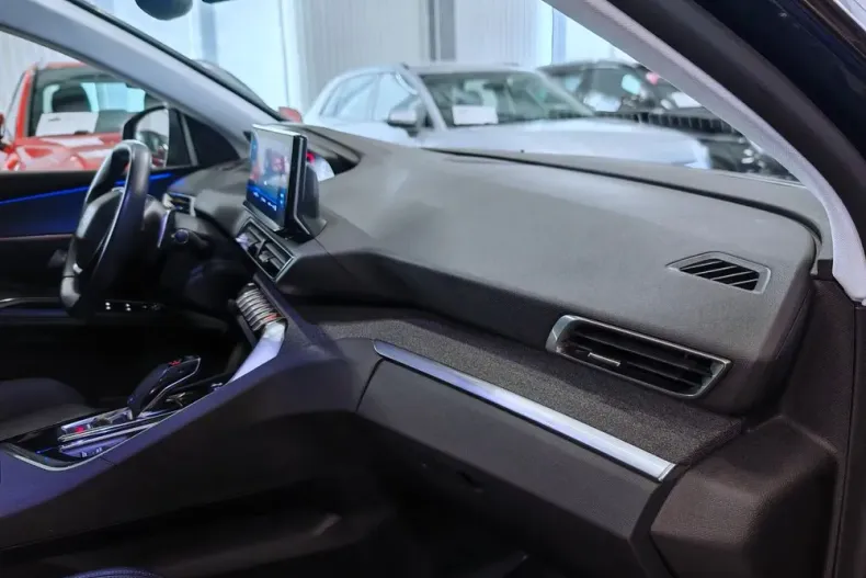 Peugeot 3008 din 2022 cu 77.724 km - oferta PEU186994 - foto 11