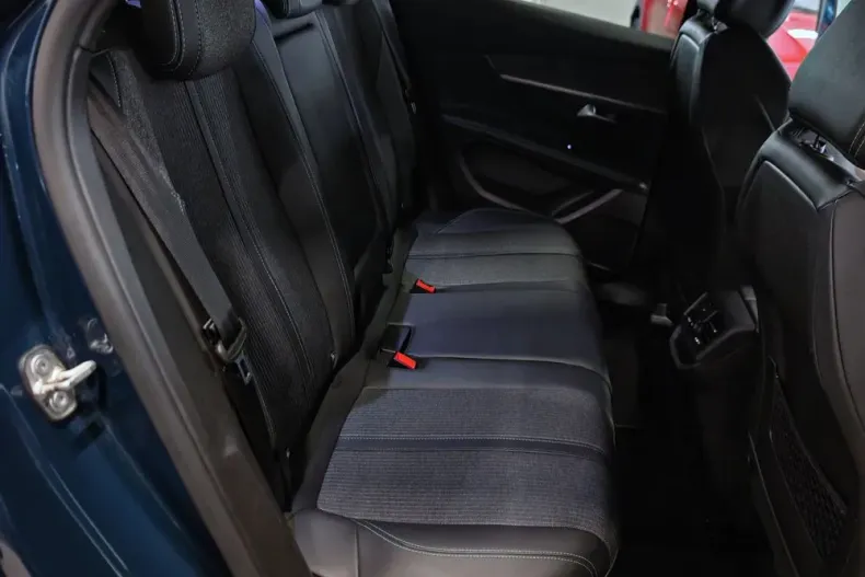 Peugeot 3008 din 2022 cu 77.724 km - oferta PEU186994 - foto 16