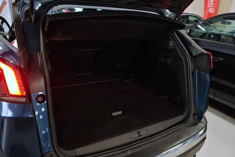 Peugeot 3008 din 2022 cu 77.724 km - oferta PEU186994 - foto 27