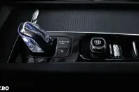 Volvo XC60 din 2020 cu 142.825 km - oferta VOL186996 - foto 14