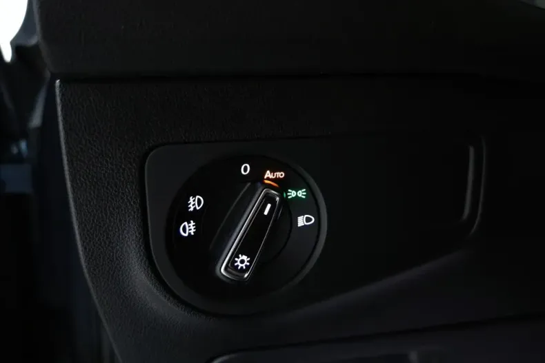 Volkswagen Tiguan din 2020 cu 147.660 km - oferta VOL186997 - foto 16