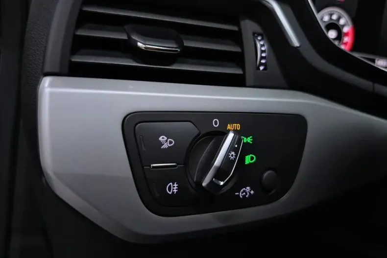 Audi A5 din 2020 cu 161.432 km - oferta AUD187002 - foto 13