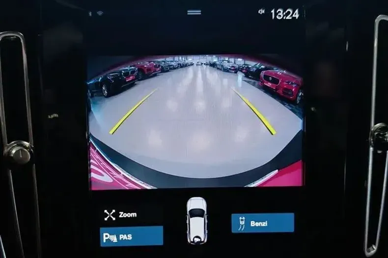 Volvo XC40 din 2021 cu 158.966 km - oferta VOL187003 - foto 8