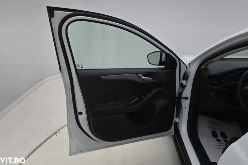 Ford Focus din 2022 cu 99.296 km - oferta FOR187017 - foto 11
