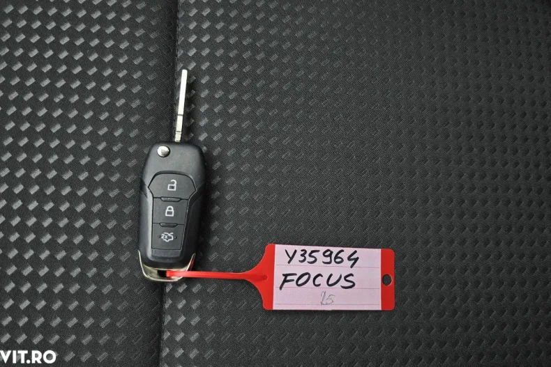 Ford Focus din 2022 cu 99.296 km - oferta FOR187017 - foto 19