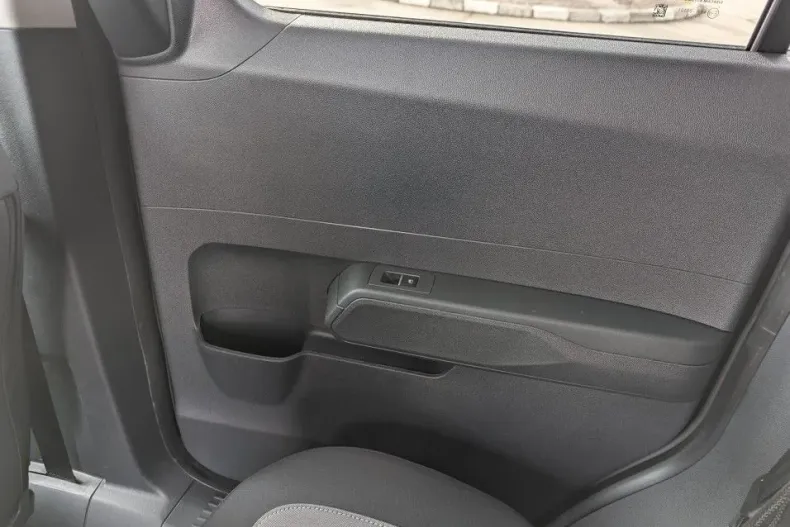 Ford Tourneo Courier din 2025 cu 1 km - oferta FOR187023 - foto 27