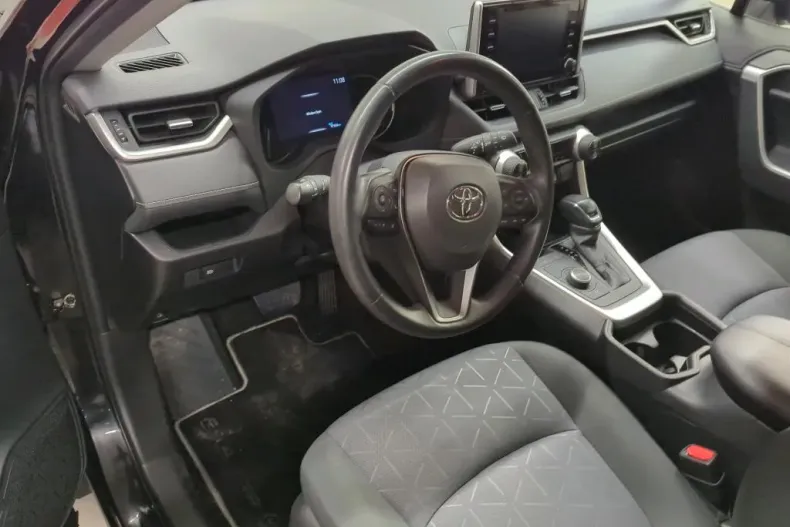 Toyota RAV4 din 2021 cu 97.556 km - oferta TOY187024 - foto 3