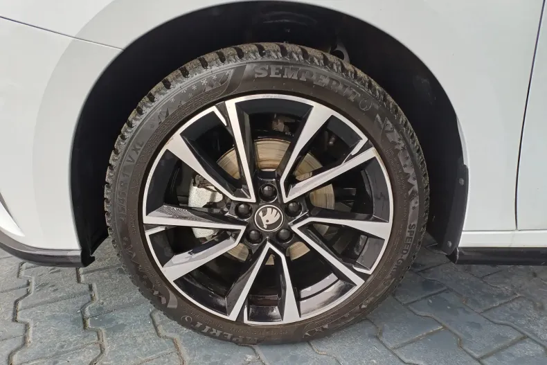 Skoda Fabia din 2025 cu 4.206 km - oferta SKO187027 - foto 4