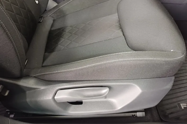 Skoda Fabia din 2025 cu 4.206 km - oferta SKO187027 - foto 31