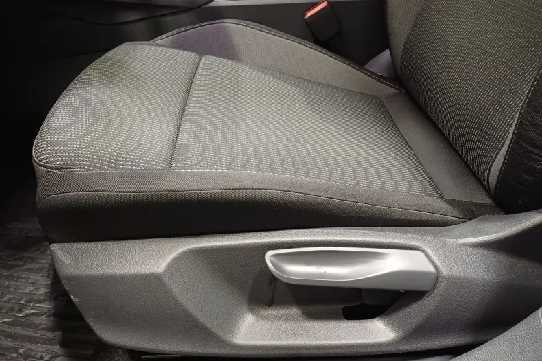 Skoda Octavia din 2025 cu 1.620 km - oferta SKO187028 - foto 10