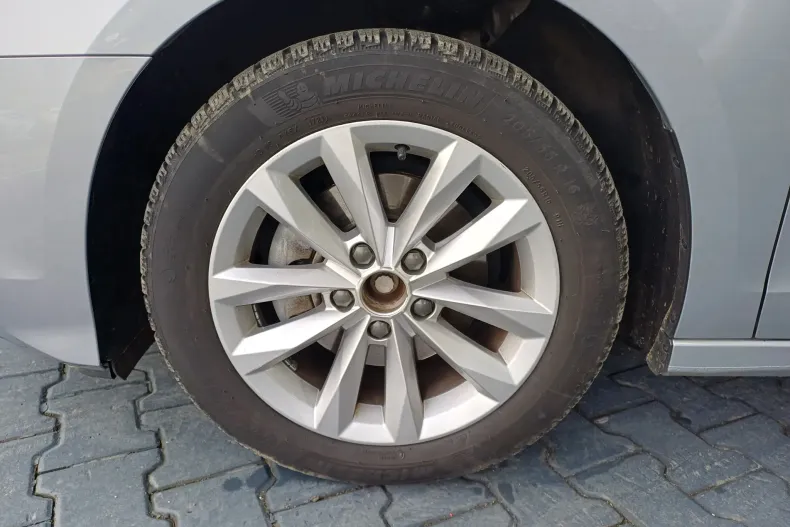 Audi A3 din 2021 cu 22.567 km - oferta AUD187030 - foto 4