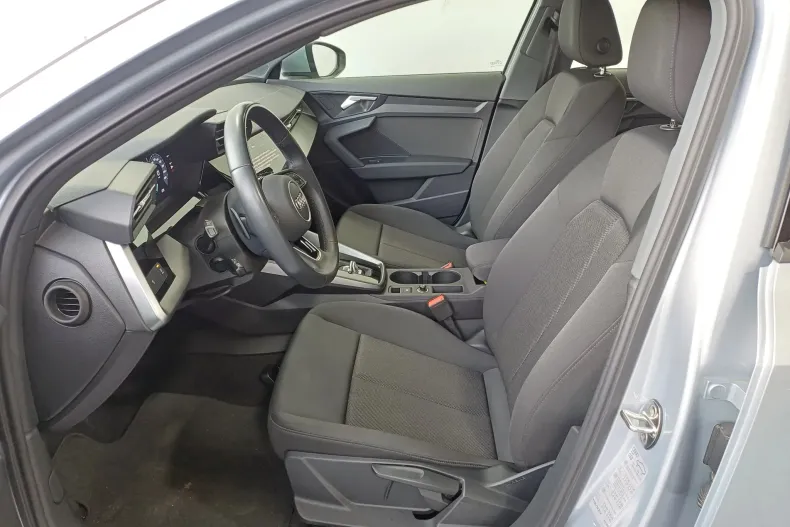 Audi A3 din 2021 cu 22.567 km - oferta AUD187030 - foto 5