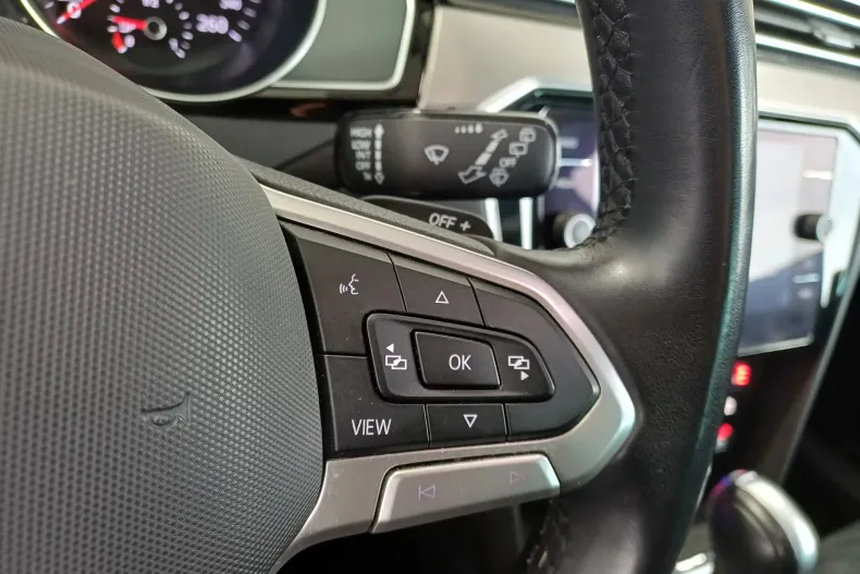 Volkswagen Passat din 2021 cu 115.586 km - oferta VOL187031 - foto 14