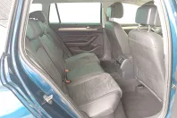 Volkswagen Passat din 2021 cu 115.586 km - oferta VOL187031 - foto 36