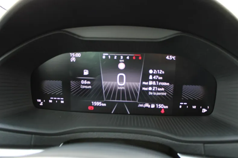 Skoda Karoq din 2025 cu 1.622 km - oferta SKO187033 - foto 16